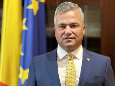 Adrian-Ioan VEȘTEA, ministrul DEZVOLTĂRII, LUCRĂRILOR PUBLICE ȘI ADMINISTRAȚIEI